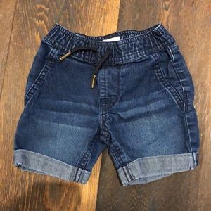 Hudson 2T boys denim shorts